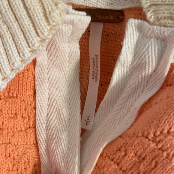 NWOT - Free People Orange Polo Sweater Button size Small - Picture 6 of 7